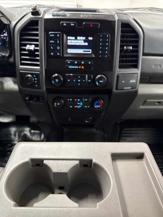 Used 2021 Ford F550 4x4 Crew Cab Super Duty w/ Power Equipment Group image 17