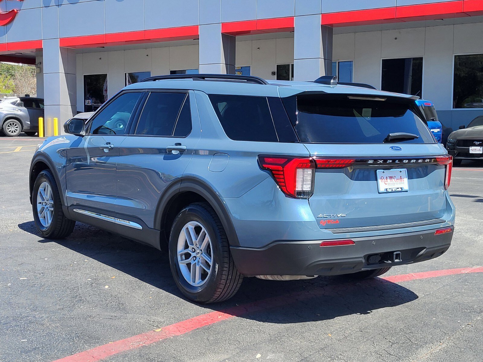 Certified 2025 Ford Explorer Active image 6