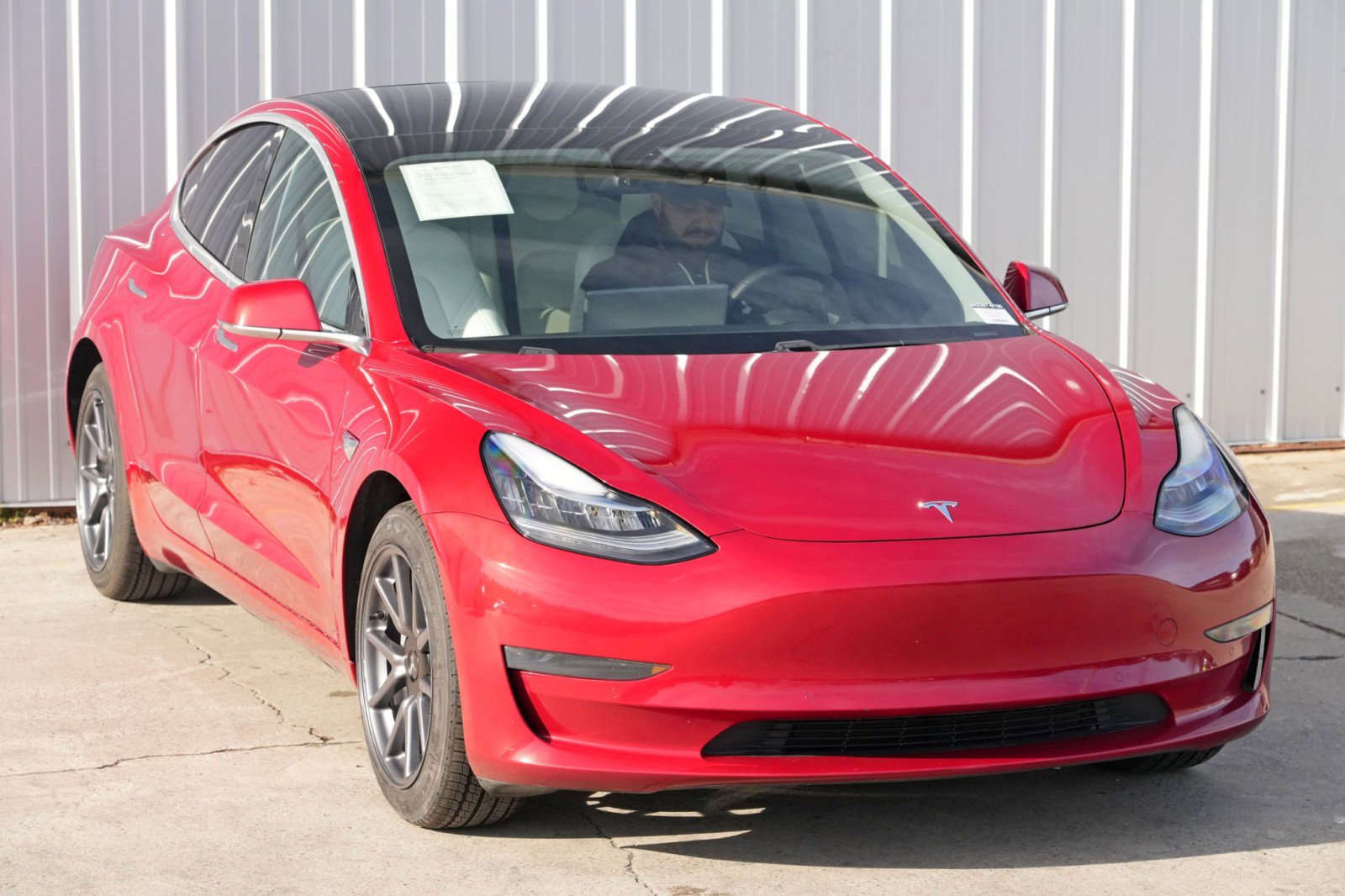Used 2020 Tesla Model 3 Standard Range Plus image 53