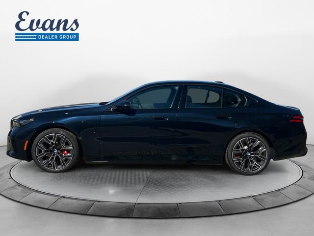 New 2026 BMW 550e xDrive w/ Executive Package image 2