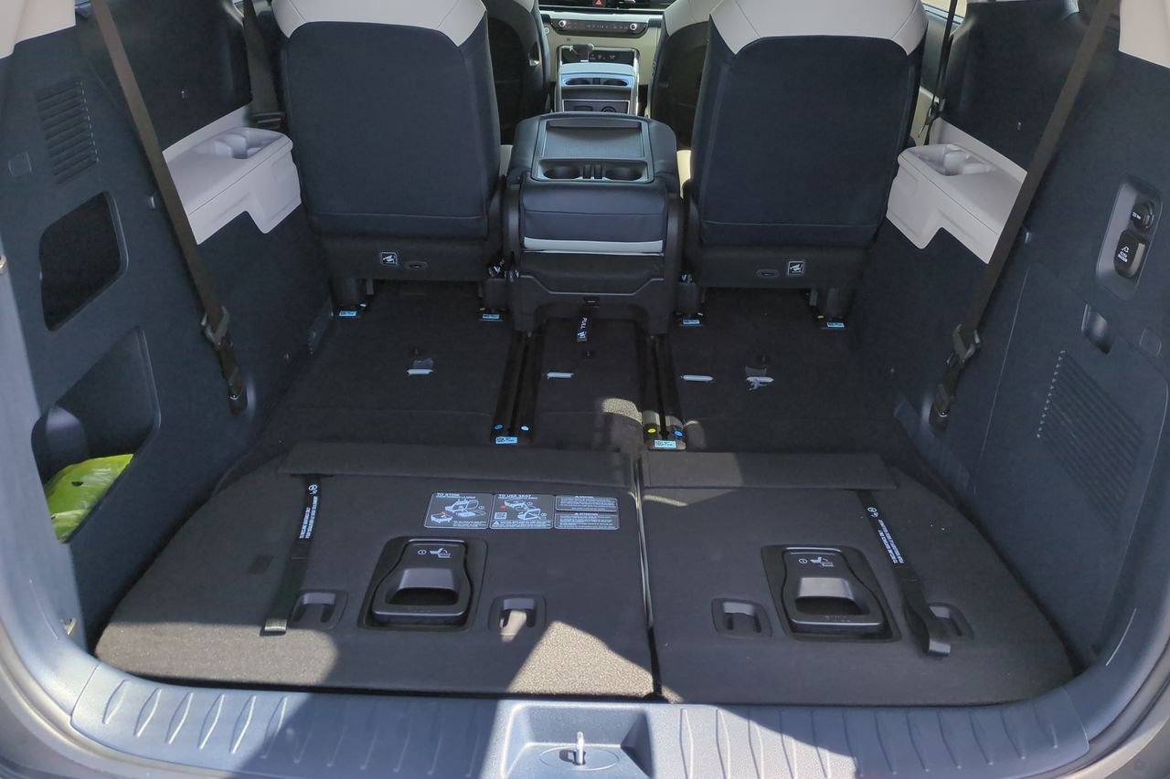 New 2026 Kia Carnival SX image 23