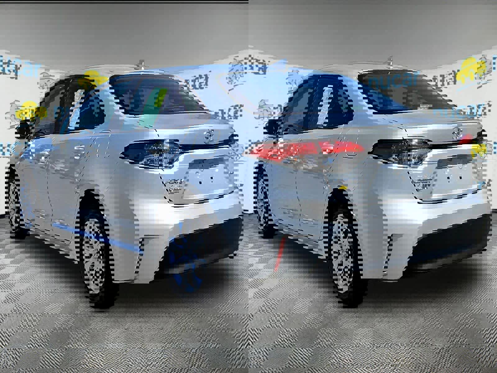 Used 2025 Toyota Corolla LE image 4