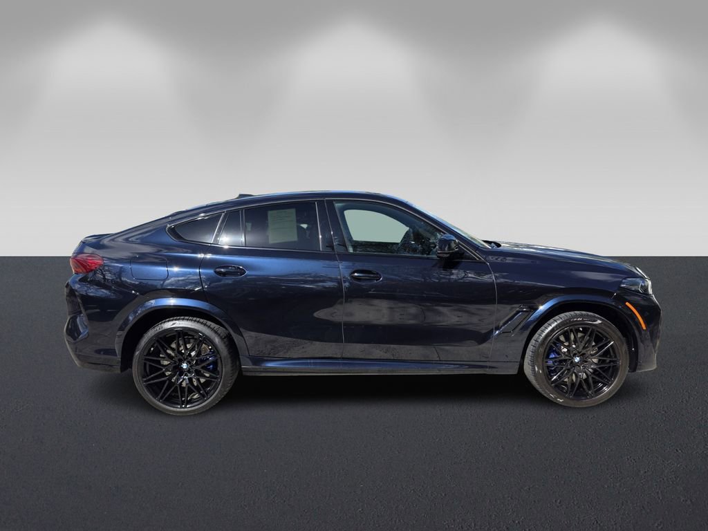 Used 2024 BMW X6 M Competition image 3
