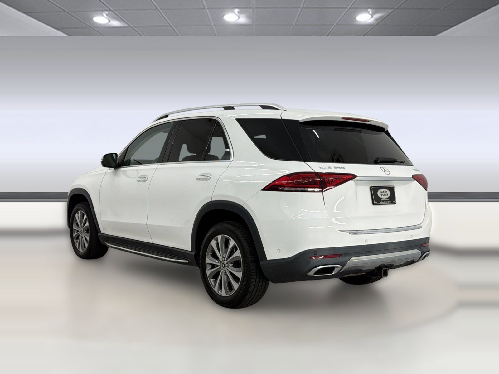 Used 2020 Mercedes-Benz GLE 350 4MATIC image 3