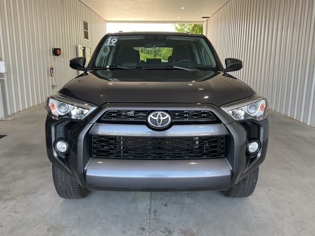 Used 2019 Toyota 4Runner SR5 AWD/4WD image 20