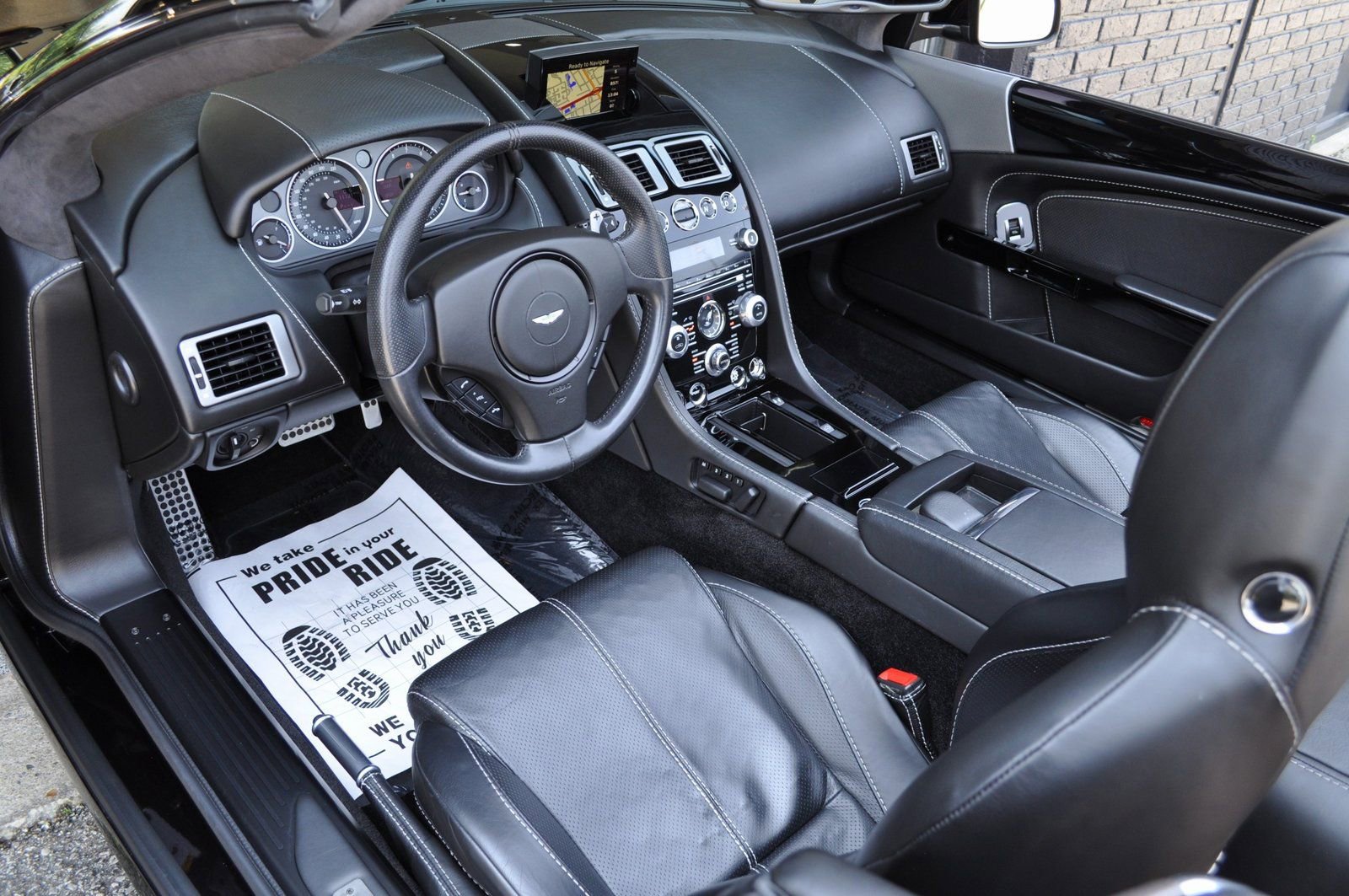 Used 2012 Aston Martin DB9 Volante image 35