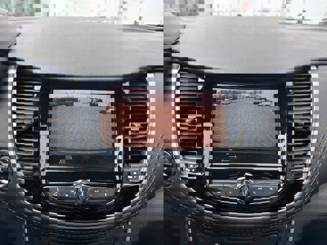 Used 2021 Chevrolet Trax LT w/ Premium Seat Package image 26