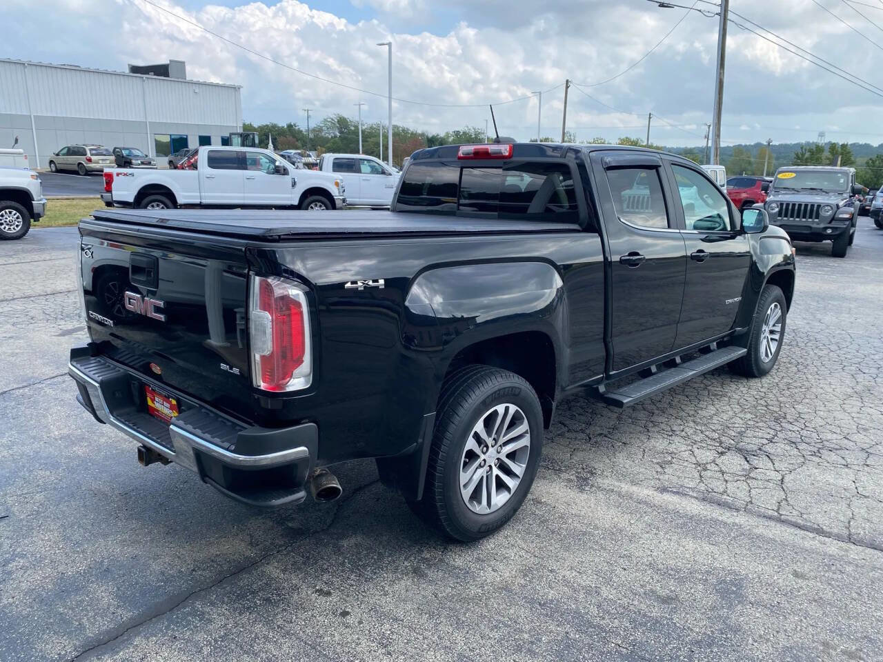 Used 2016 GMC Canyon SLE image 7