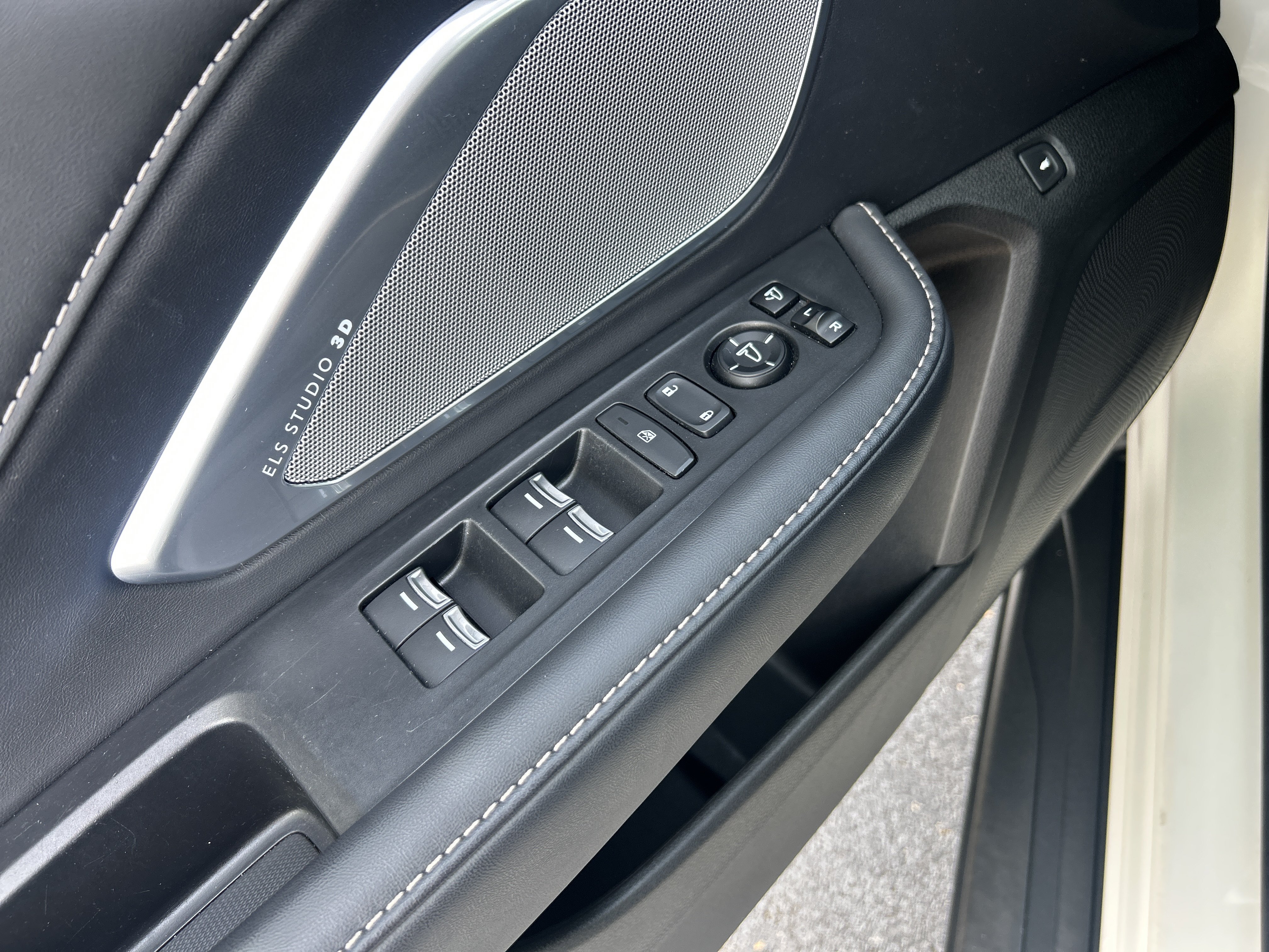 Used 2023 Acura RDX w/ Advance Package AWD/4WD image 23