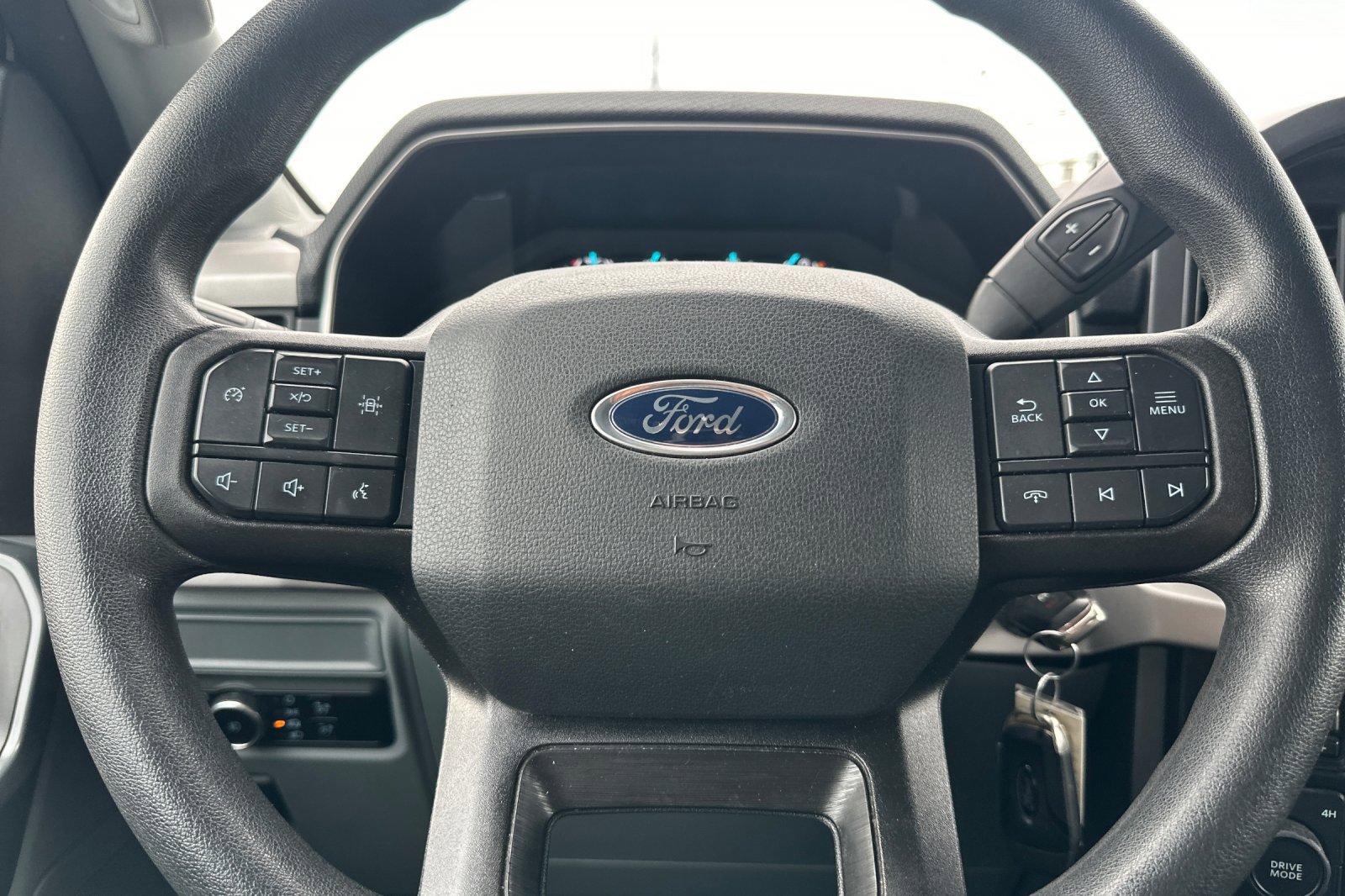 Used 2023 Ford F150 XLT w/ Trailer Tow Package image 23