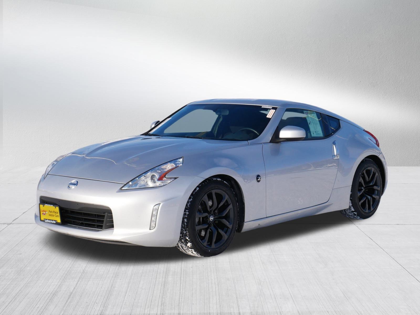 Used 2017 Nissan 370Z video 3