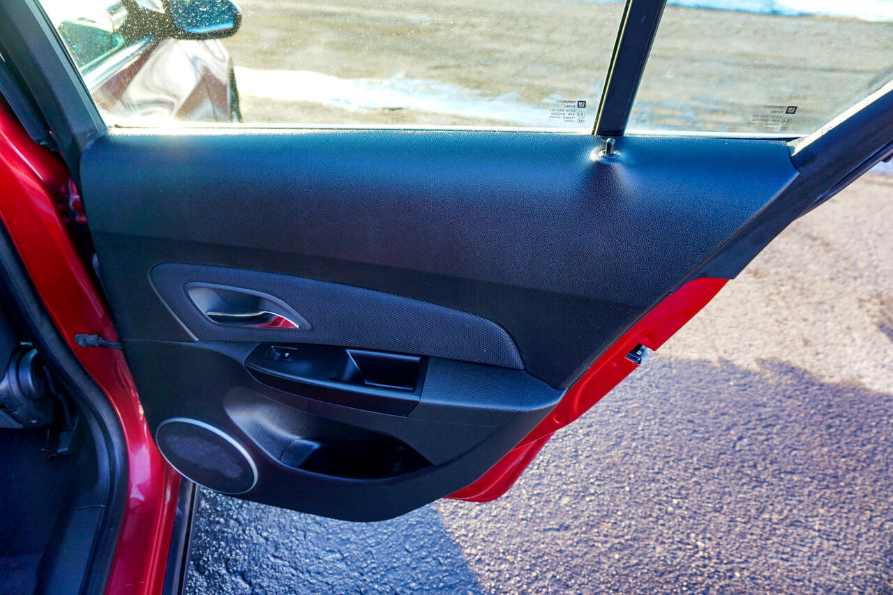 Used 2011 Chevrolet Cruze LT image 25