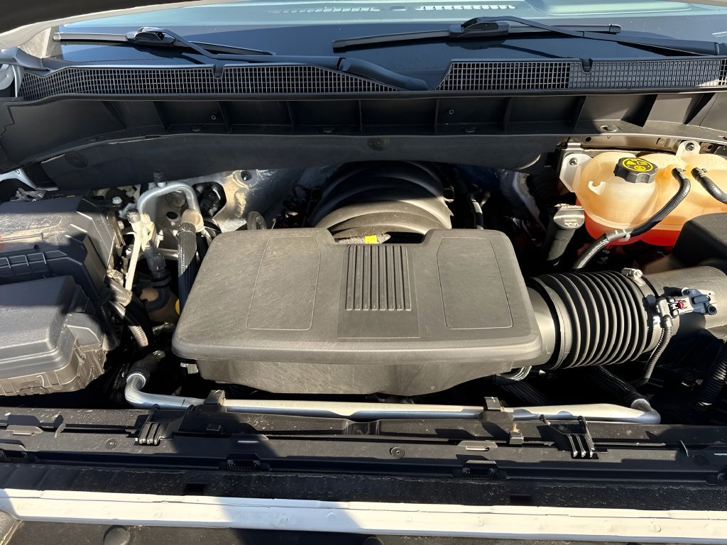 Used 2024 Chevrolet Silverado 1500 LT AWD/4WD image 74
