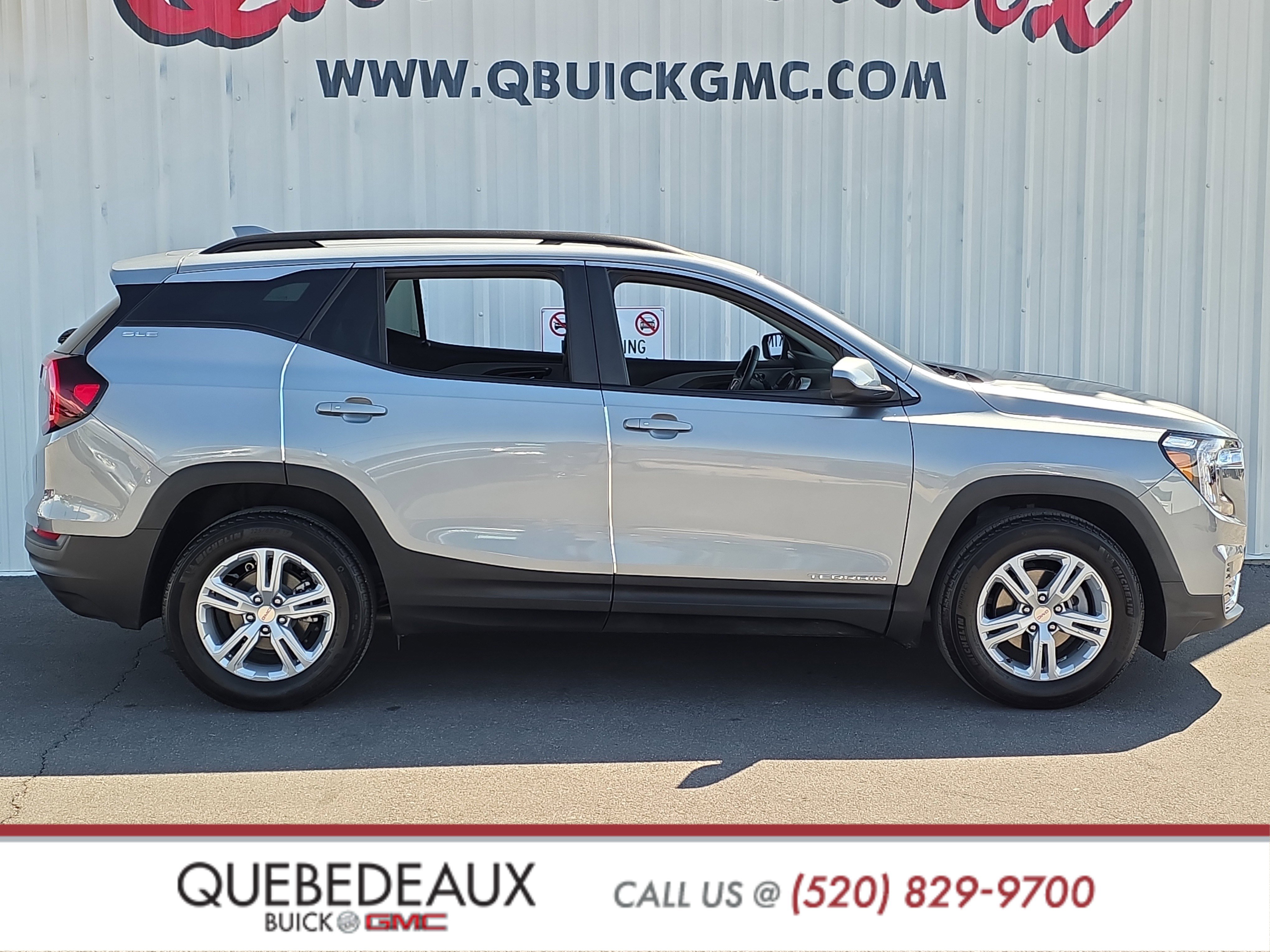 Used 2024 GMC Terrain SLE w/ Driver Convenience Package image 11