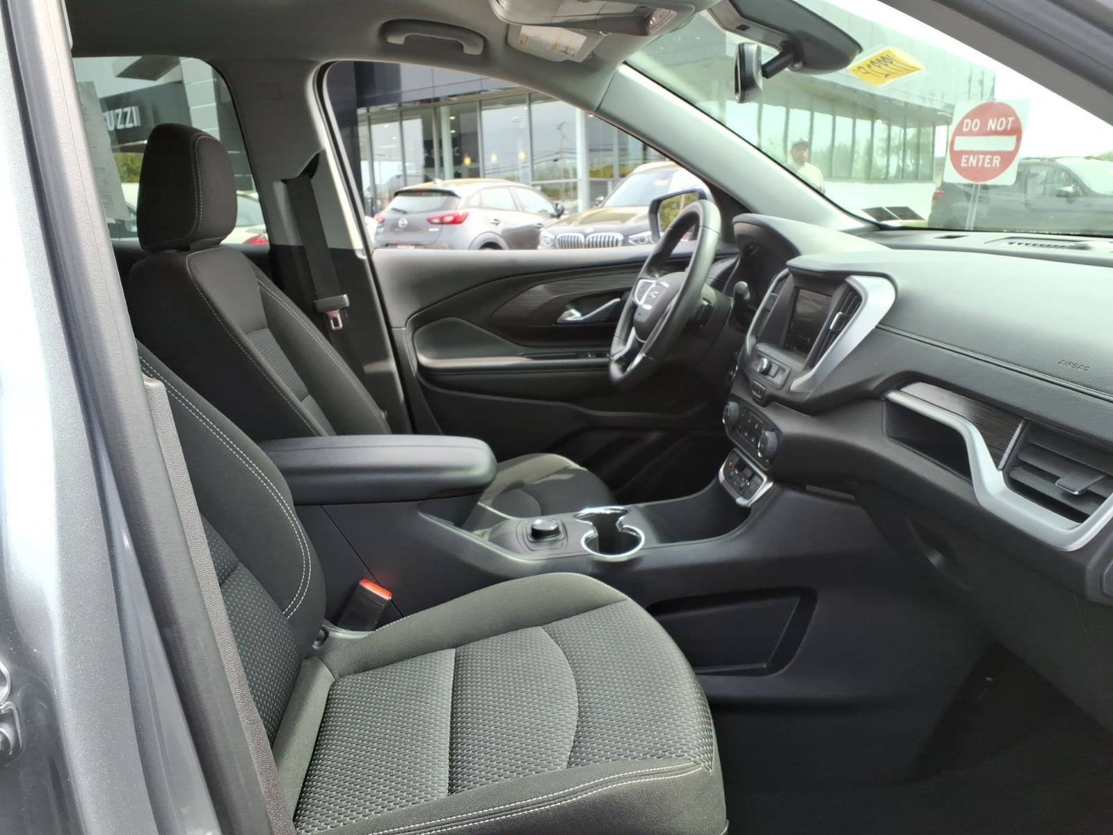 Certified 2024 GMC Terrain SLE image 13