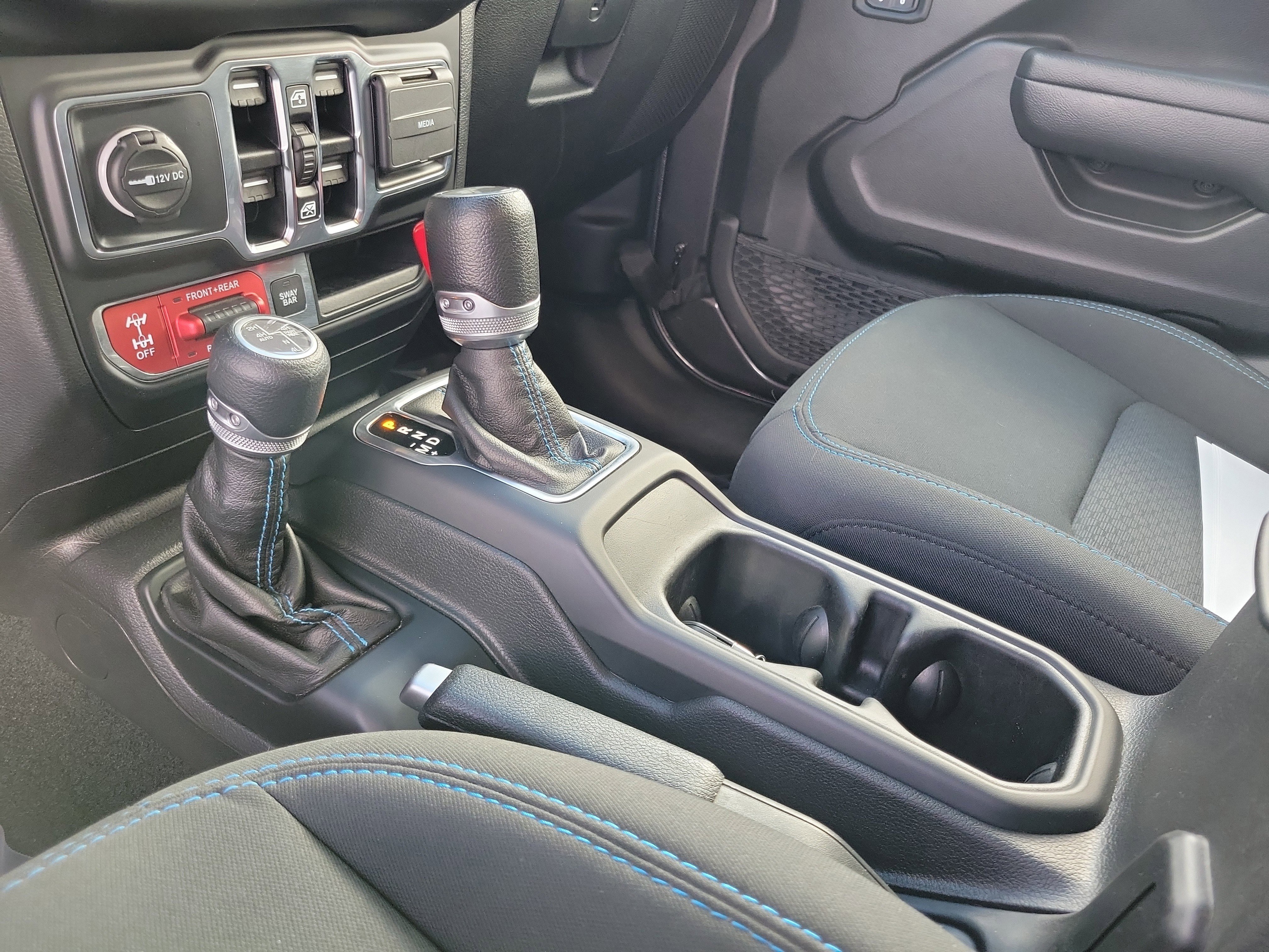 Used 2022 Jeep Wrangler Unlimited Rubicon image 29