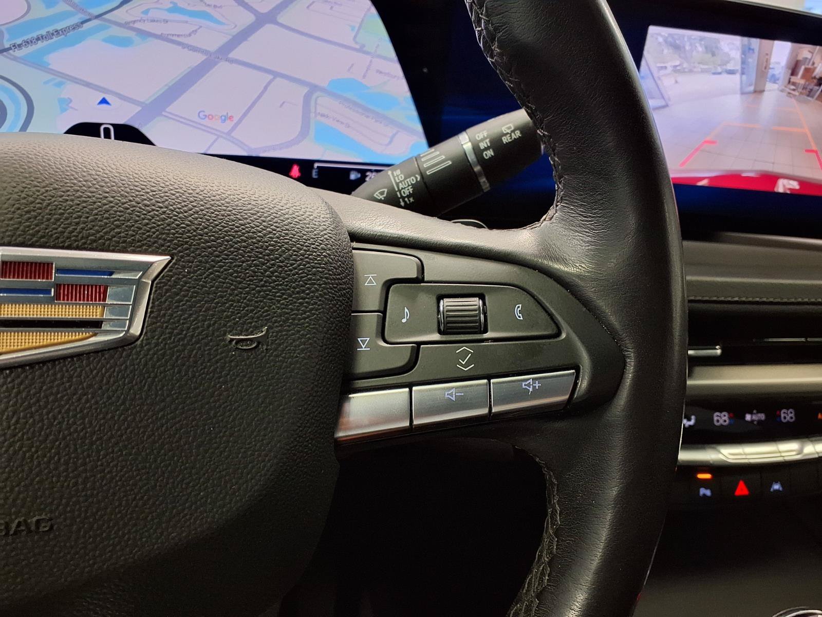 Certified 2024 Cadillac XT4 Premium Luxury w/ Technology Package FWD image 27