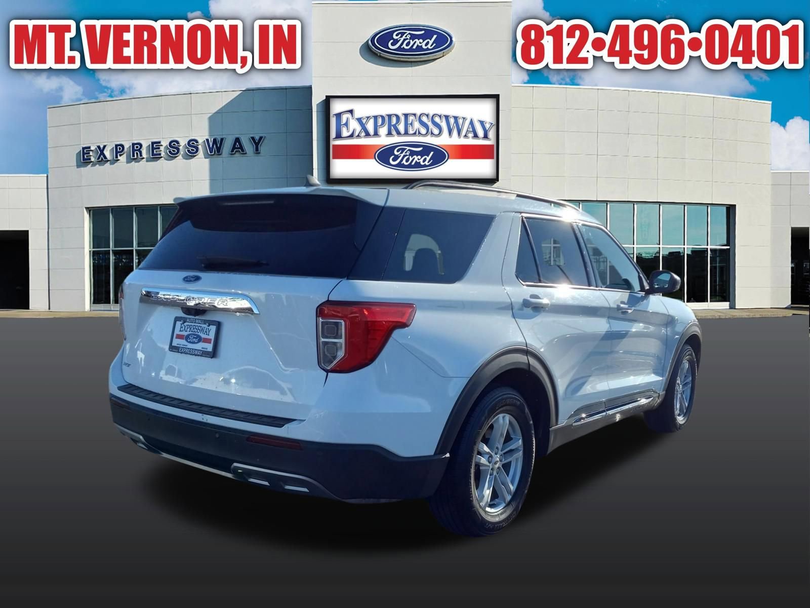Used 2023 Ford Explorer XLT w/ Equipment Group 202A RWD image 7