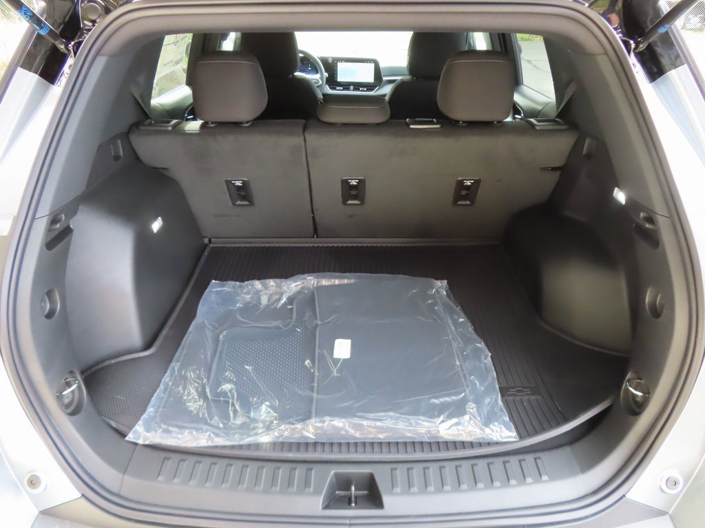New 2026 Chevrolet Equinox LT w/ LPO, Floor Liner Package image 19