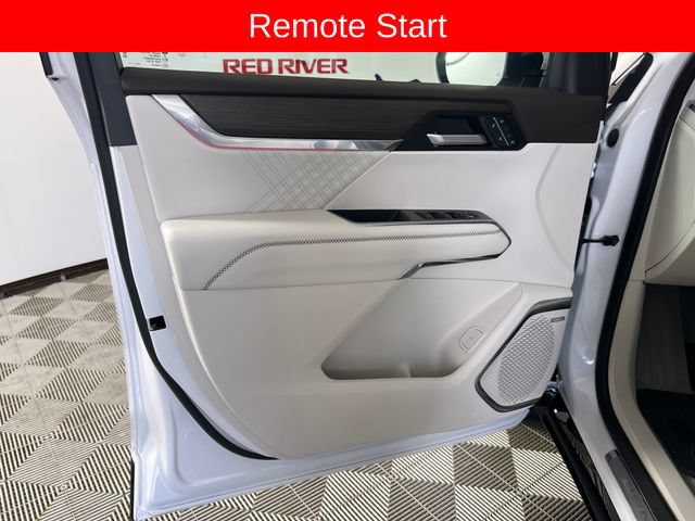 Used 2024 GMC Acadia Denali FWD image 12