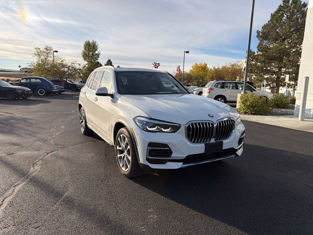 Used 2022 BMW X5 xDrive40i AWD/4WD image 7