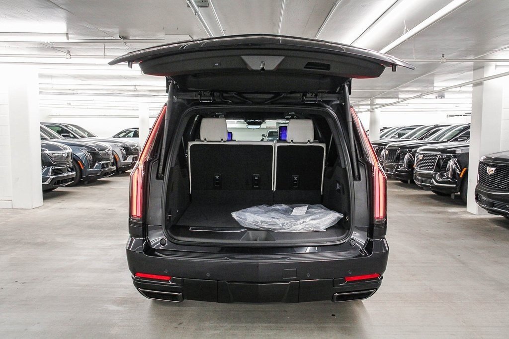 New 2026 Cadillac Escalade ESV Platinum Sport image 28