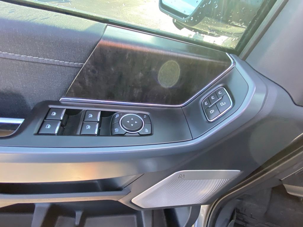 Certified 2022 Ford F150 Lariat w/ Equipment Group 502A High image 11