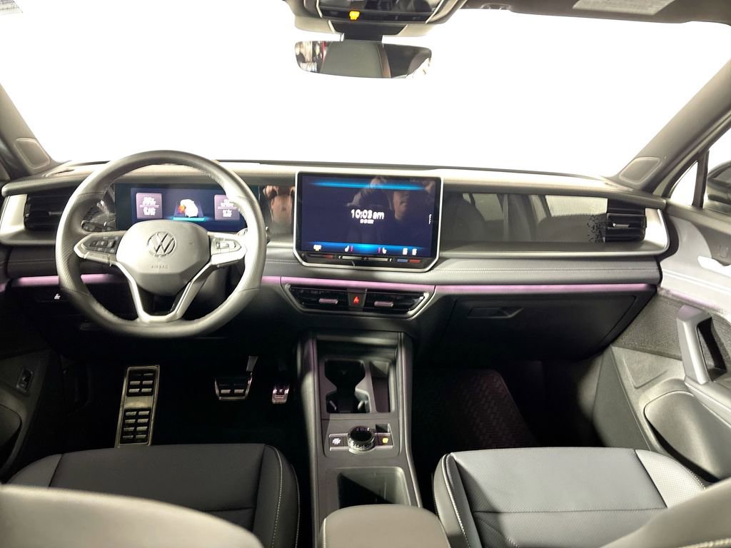 New 2026 Volkswagen Tiguan SE R-Line image 12