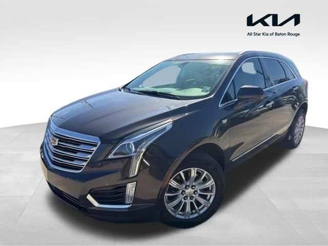 Used 2017 Cadillac XT5 Base image 1