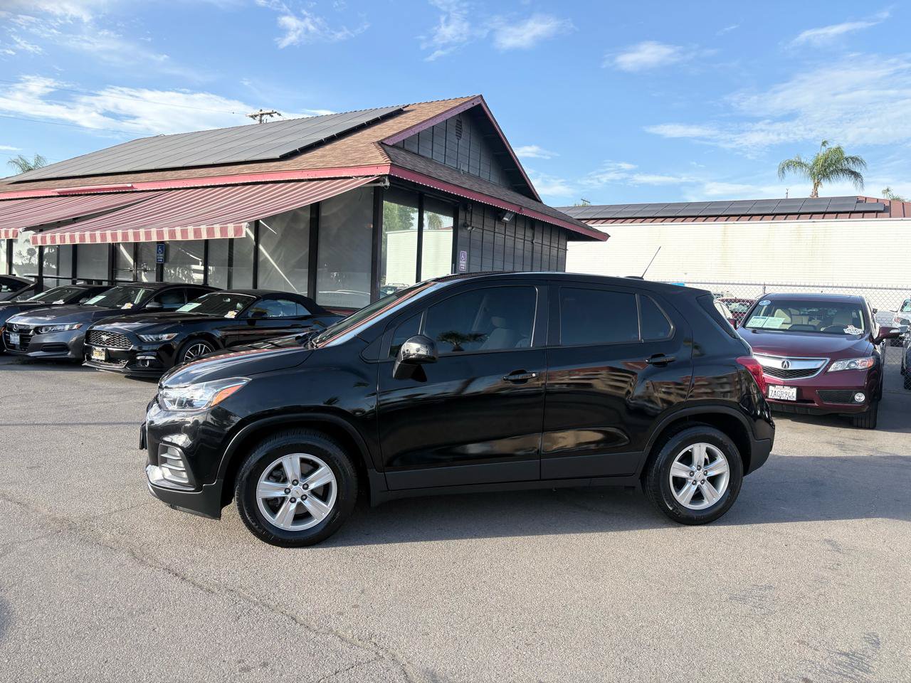 Used 2020 Chevrolet Trax LS FWD image 3
