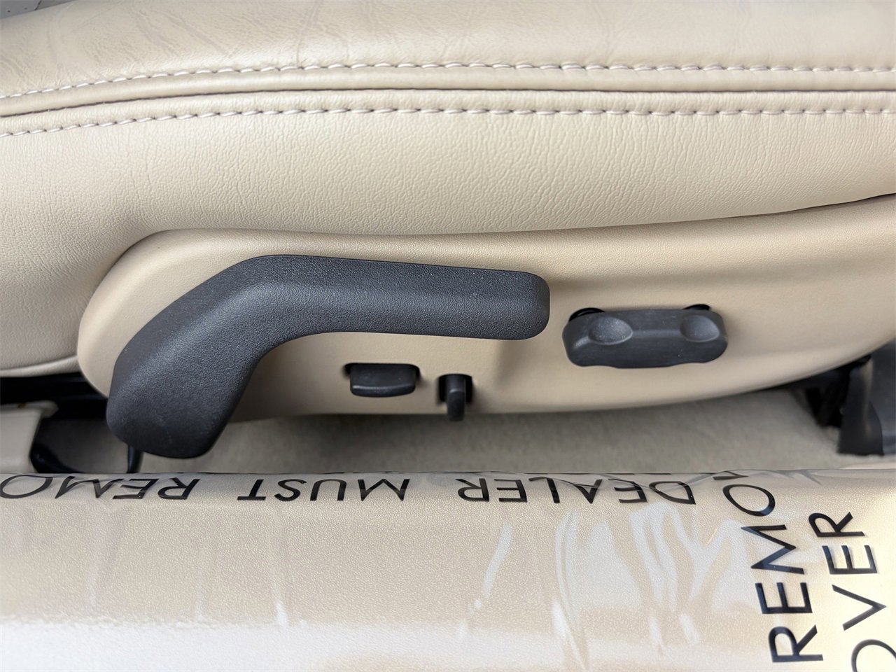 Used 2006 Chevrolet Corvette Coupe w/ Preferred Equipment Group image 11