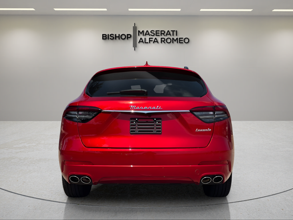 Used 2023 Maserati Levante GT AWD/4WD image 4