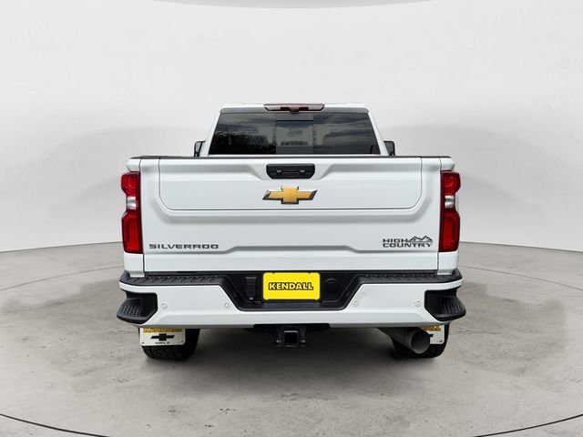 Used 2024 Chevrolet Silverado 2500 High Country w/ High Country Premium Package image 4