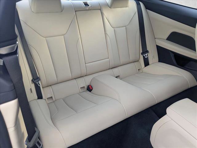 Used 2025 BMW M440i Coupe w/ Premium Package image 20