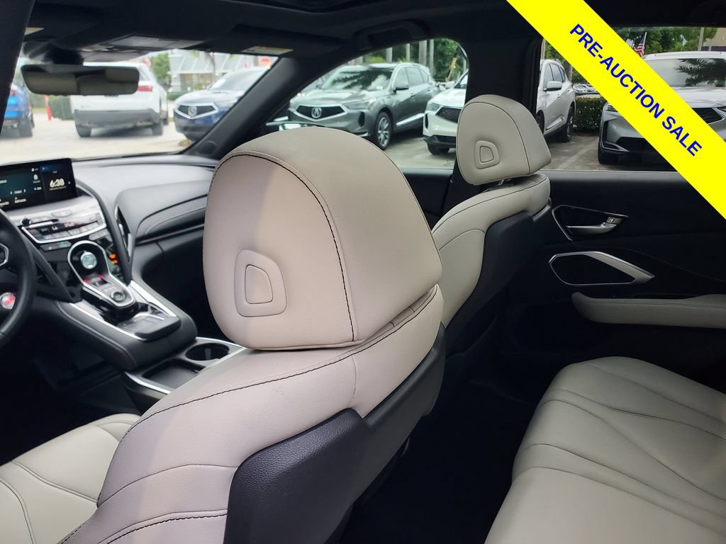 Used 2025 Acura RDX SH-AWD image 11