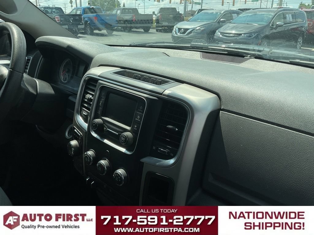 Used 2019 RAM 1500 Classic SLT AWD/4WD image 18