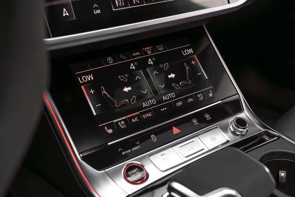 Used 2025 Audi RS 6 performance image 28