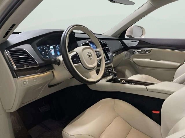 Used 2018 Volvo XC90 T6 Momentum w/ Convenience Package AWD/4WD image 41