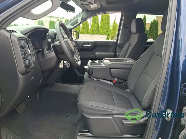 Used 2020 Chevrolet Silverado 1500 Custom w/ Custom Value Package AWD/4WD image 14