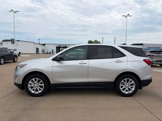 Used 2021 Chevrolet Equinox LS w/ LS Convenience Package AWD/4WD image 6