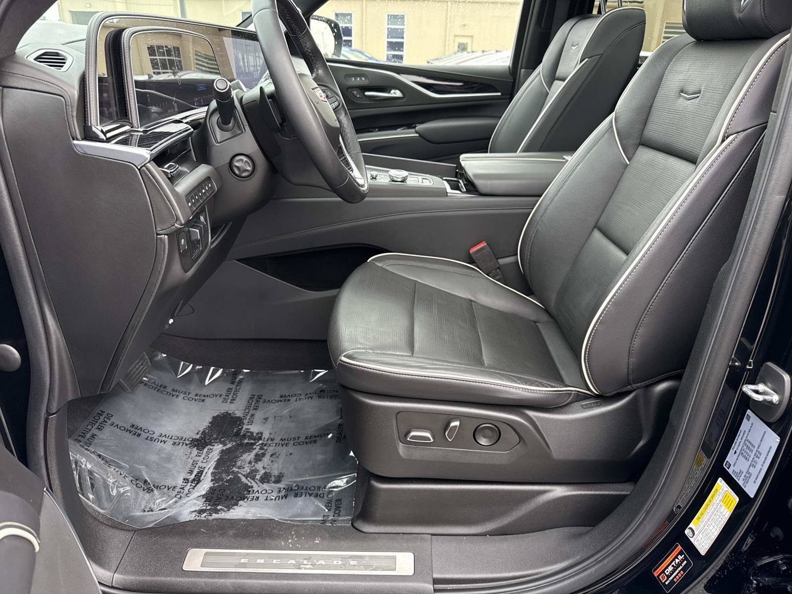 Used 2022 Cadillac Escalade ESV Sport w/ Touring Package AWD/4WD image 24