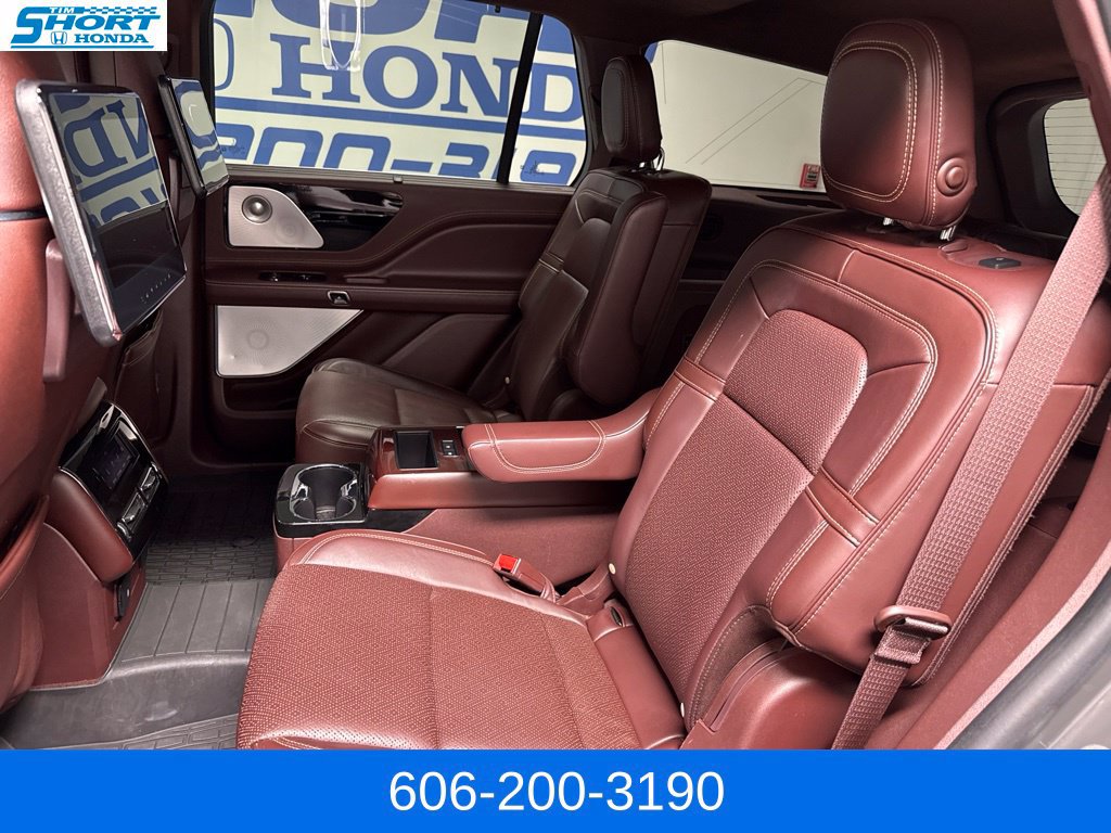 Used 2022 Lincoln Aviator Black Label Grand Touring w/ Class IV Trailer Tow Package AWD/4WD image 18