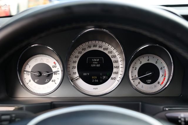 Used 2014 Mercedes-Benz GLK 350 2WD image 30