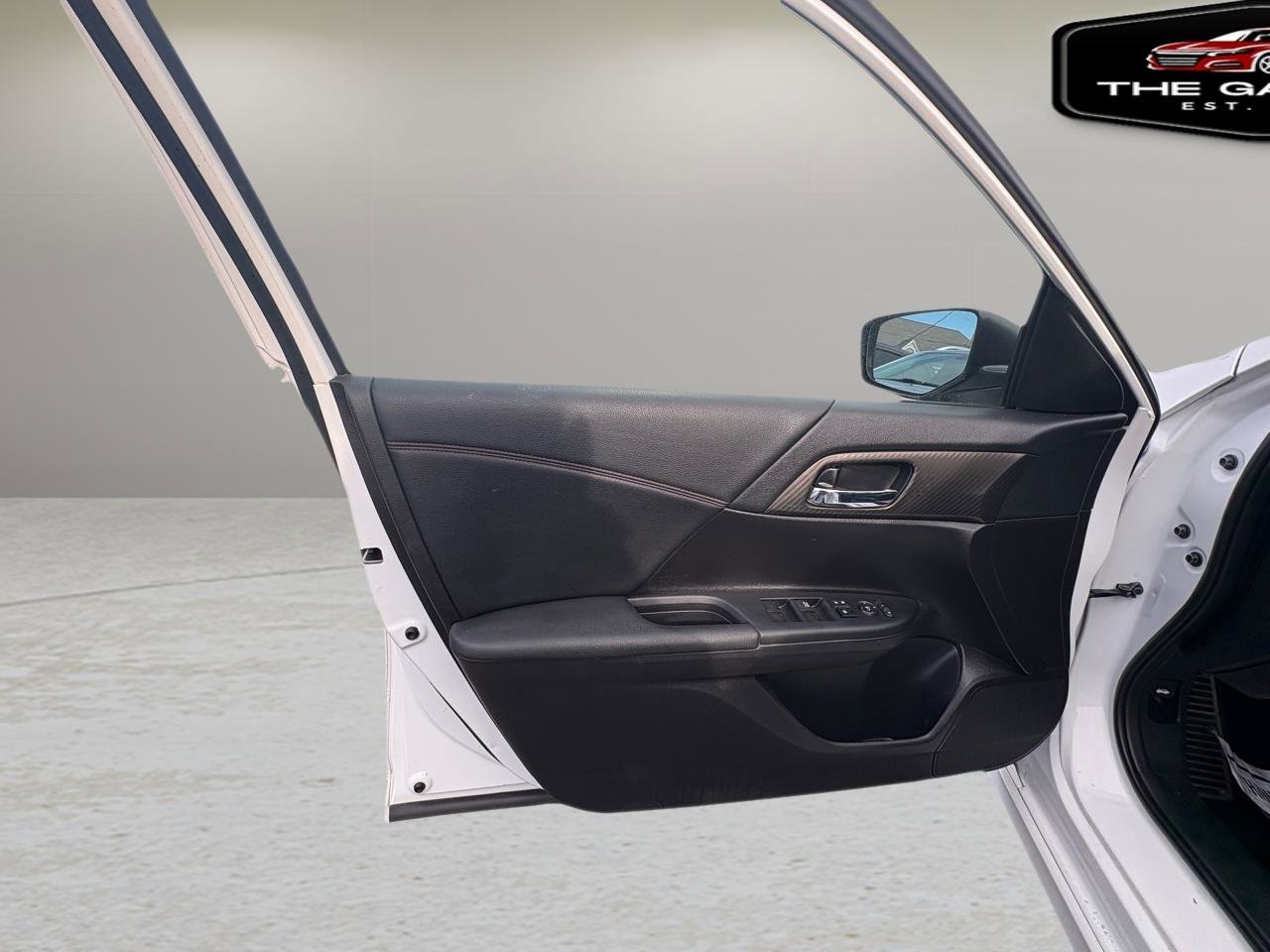 Used 2017 Honda Accord Sport Special Edition image 16