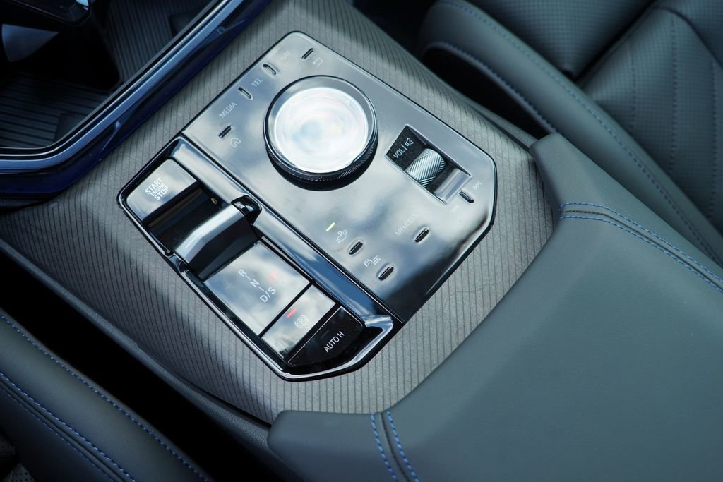 New 2026 BMW X3 M50 w/ Premium Package AWD/4WD image 17