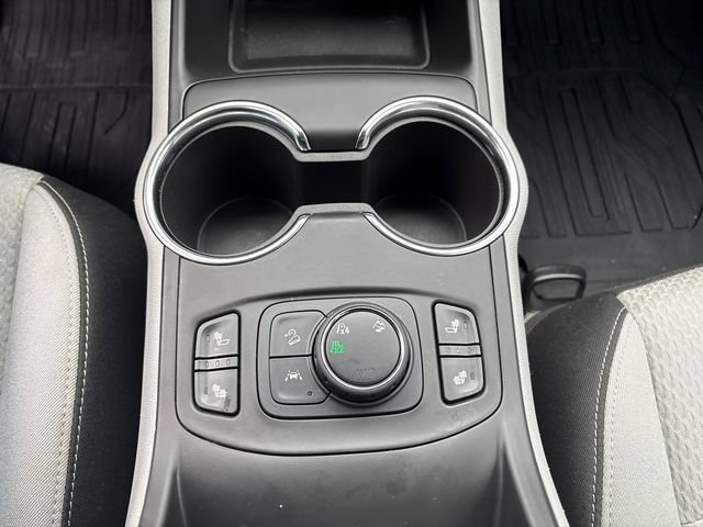 Used 2023 GMC Terrain SLE w/ Driver Convenience Package AWD/4WD image 32