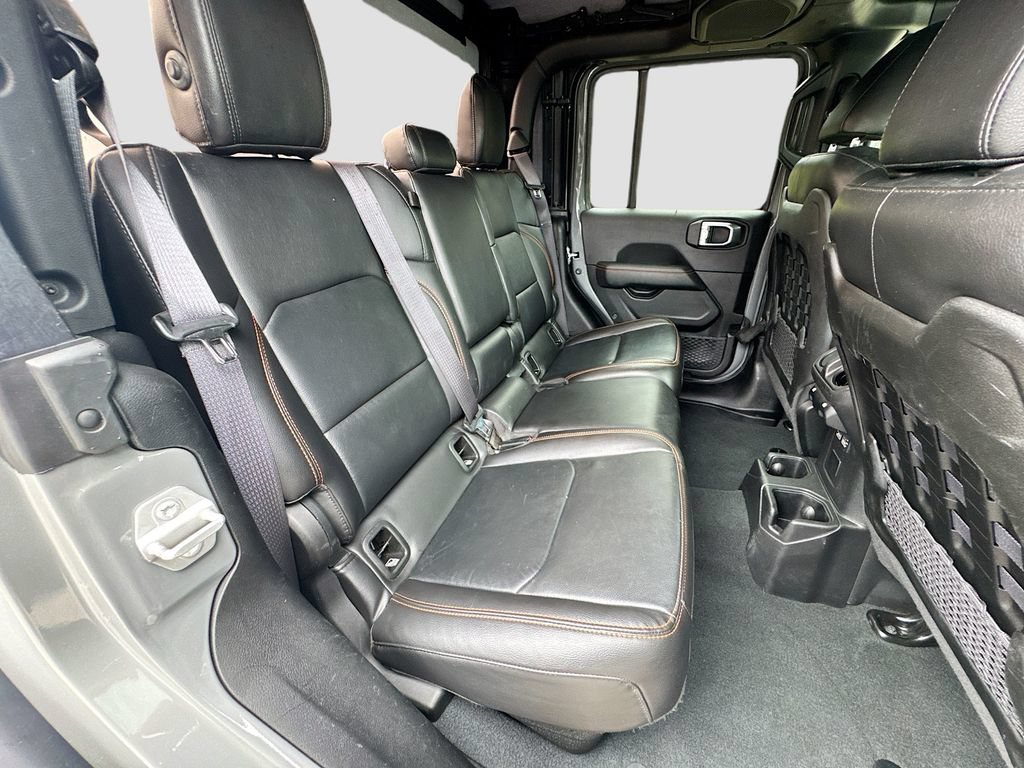 Used 2022 Jeep Gladiator Mojave AWD/4WD image 31