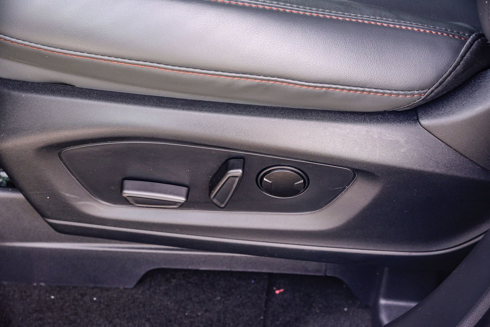 Used 2026 Ford Explorer Active w/ Active Comfort Package image 20