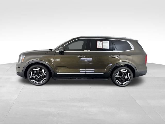 Certified 2024 Kia Telluride S w/ S Sunroof Package image 9
