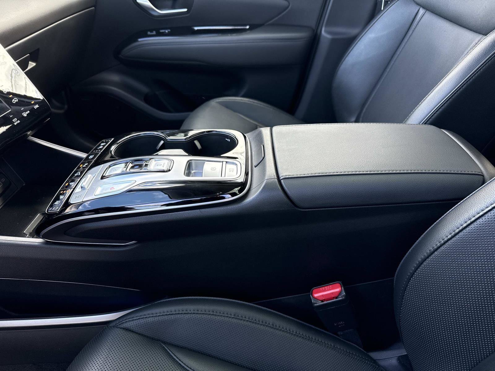 Used 2024 Hyundai Tucson Limited image 15